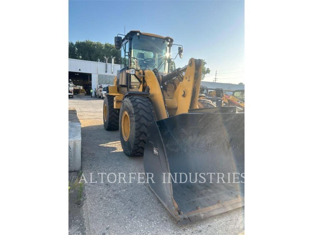 CAT 930M Pyöräkuormaajat