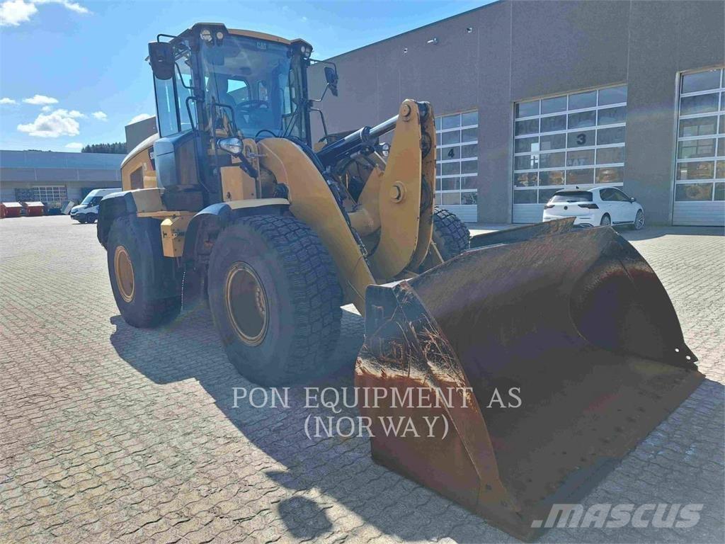 CAT 930M Pyöräkuormaajat
