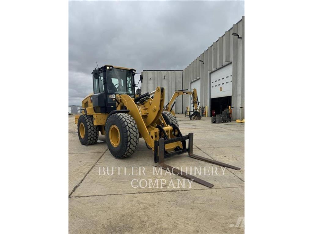 CAT 930M Pyöräkuormaajat