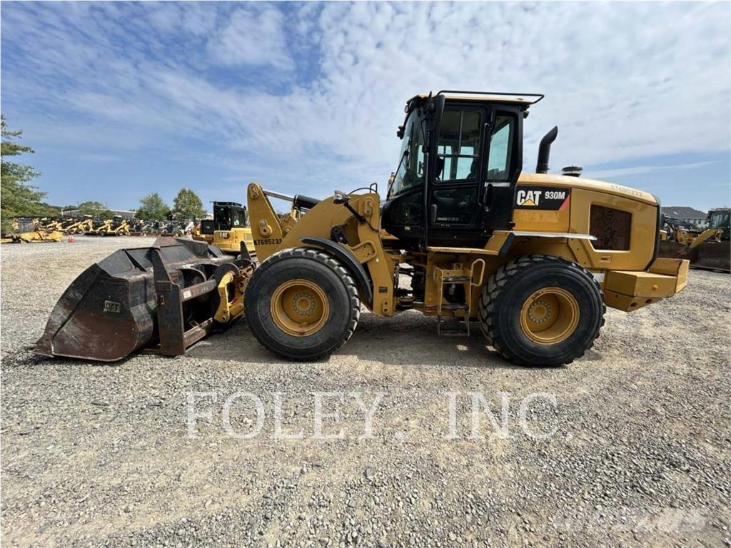 CAT 930M Pyöräkuormaajat