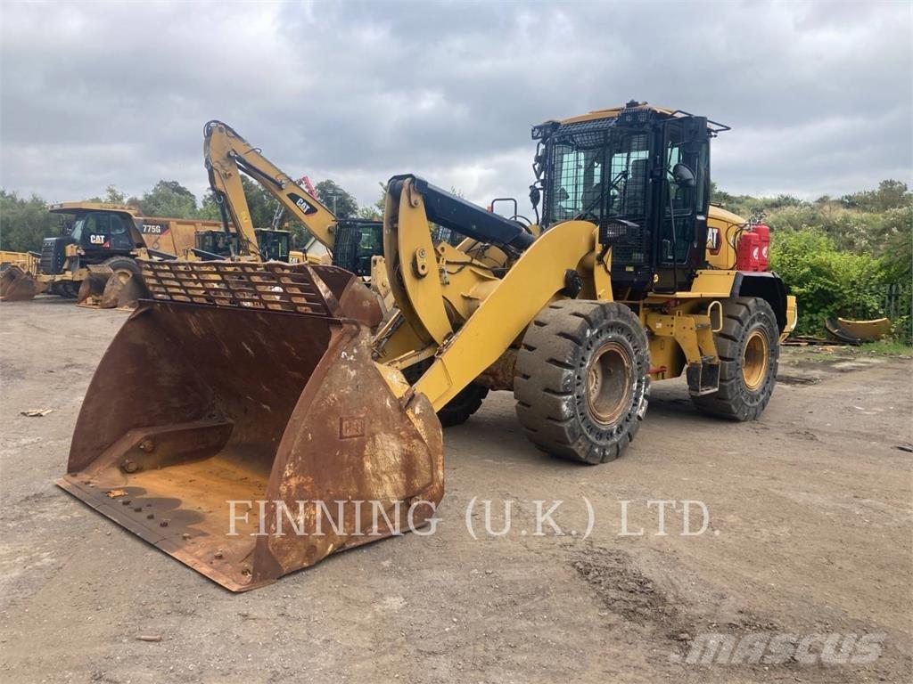 CAT 930M Pyöräkuormaajat