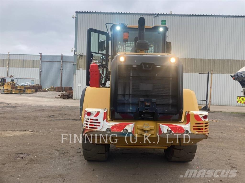 CAT 930M Pyöräkuormaajat