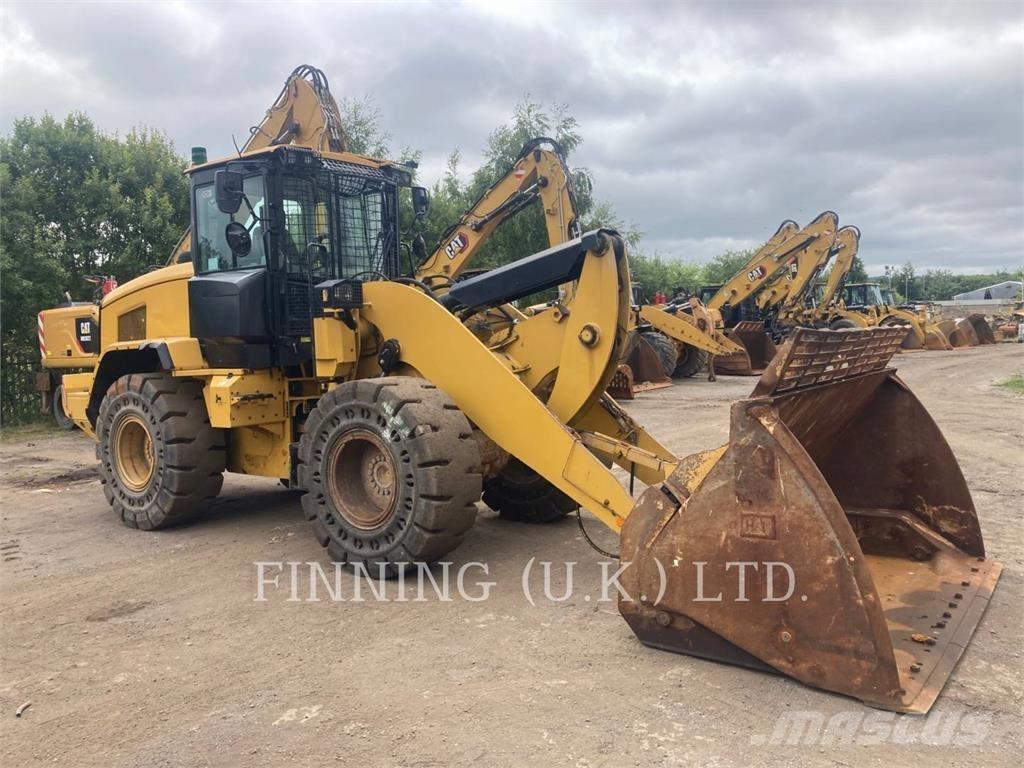 CAT 930M Pyöräkuormaajat