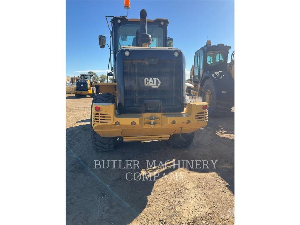 CAT 930M Pyöräkuormaajat