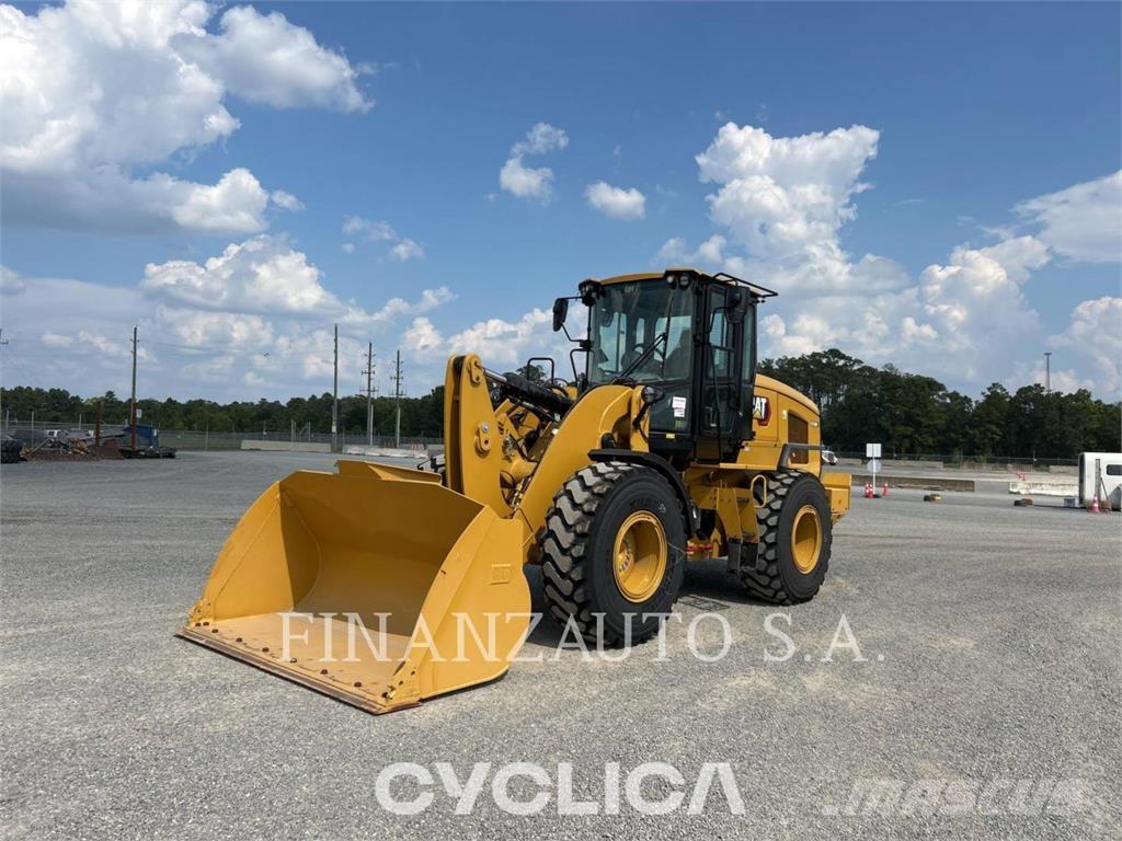 CAT 930M Pyöräkuormaajat