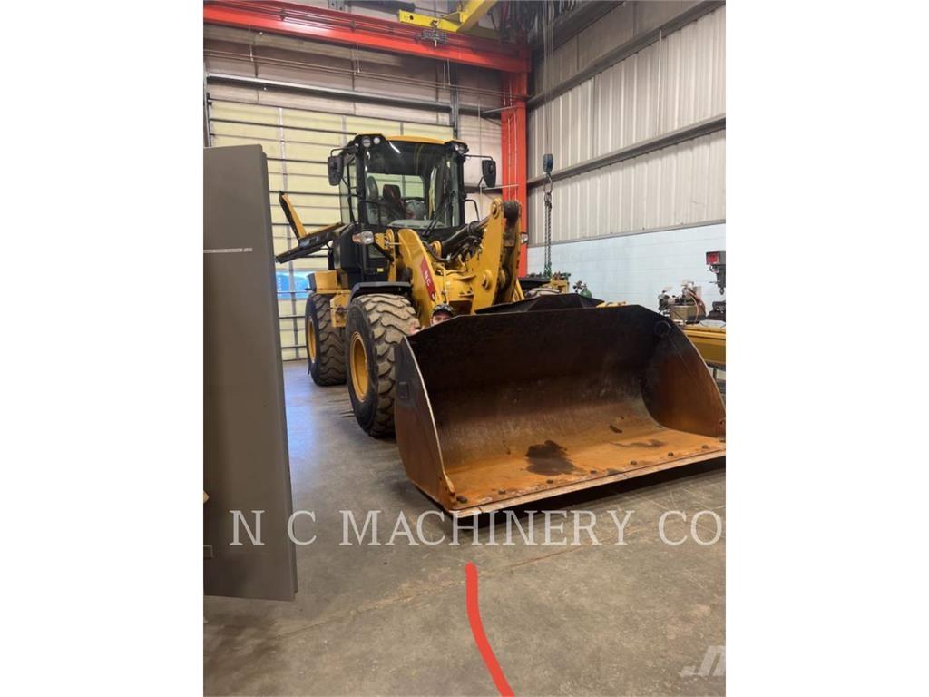 CAT 930M Pyöräkuormaajat