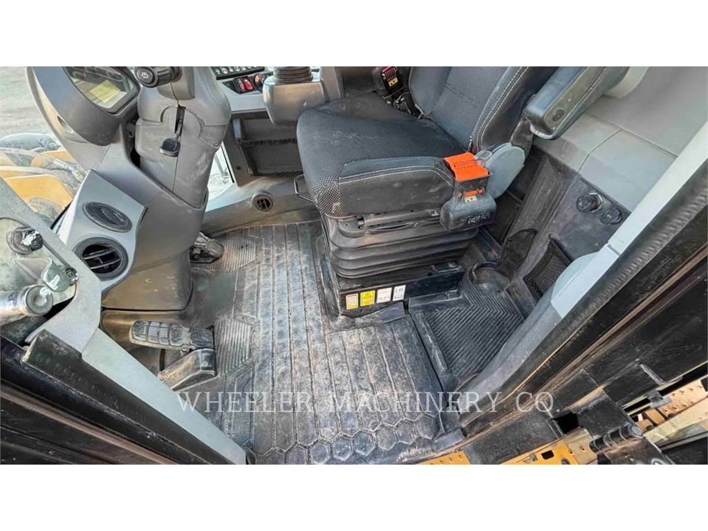 CAT 930M QC Pyöräkuormaajat
