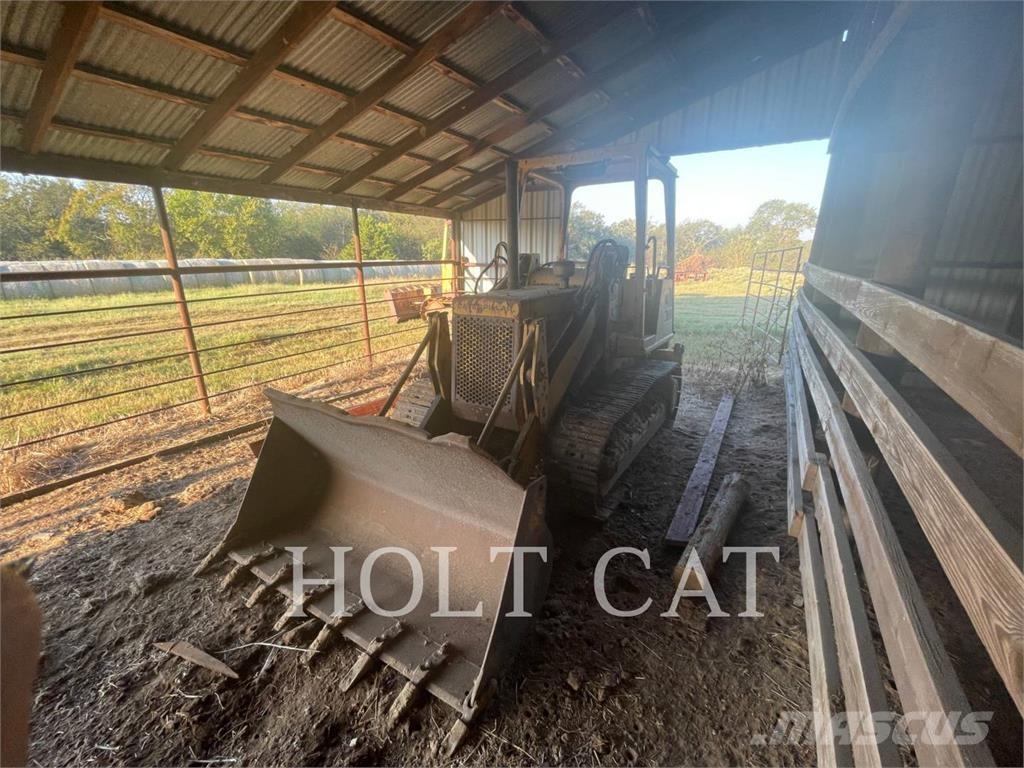 CAT 931B Telakuormaajat