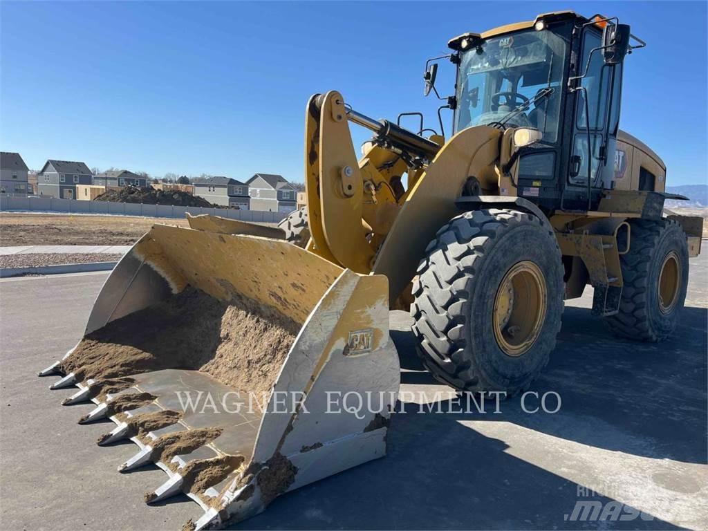 CAT 938 Pyöräkuormaajat