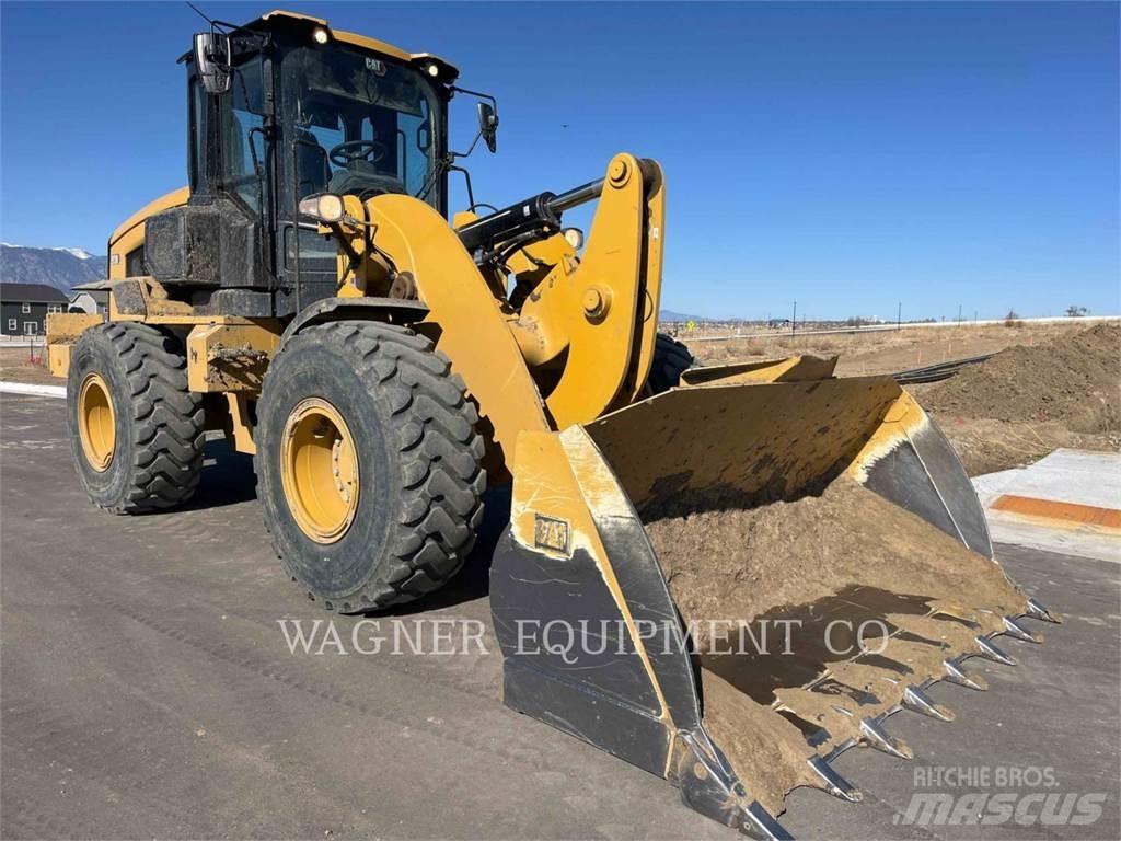 CAT 938 Pyöräkuormaajat