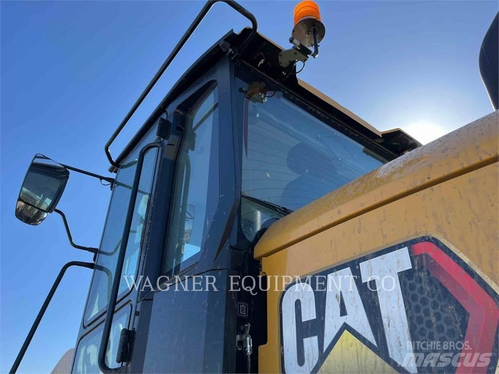 CAT 938 Pyöräkuormaajat