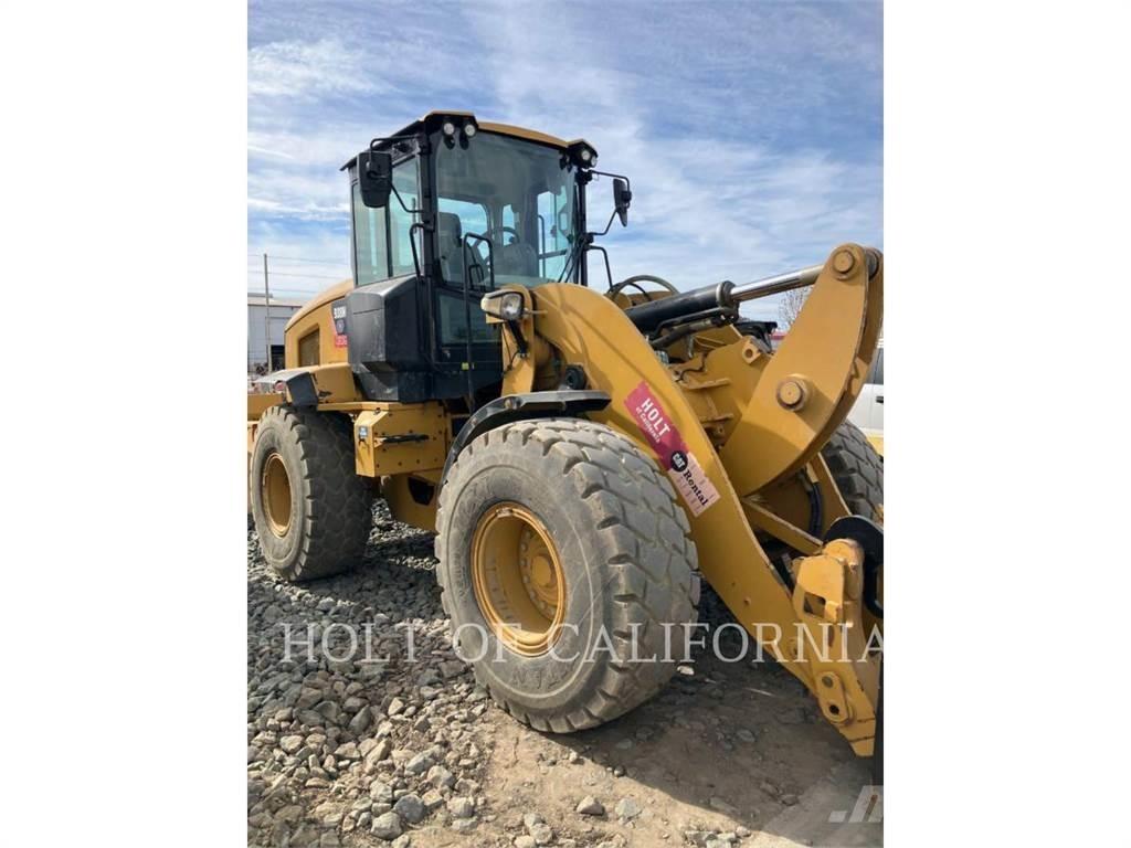CAT 938 Pyöräkuormaajat