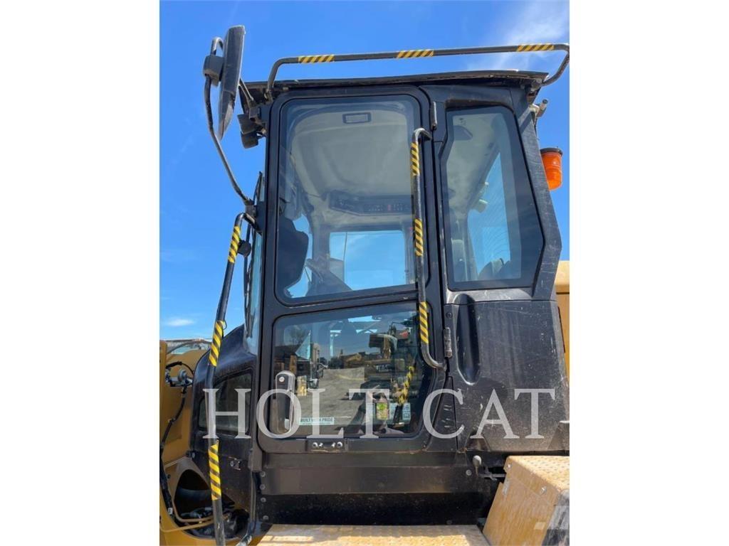 CAT 938 QC Pyöräkuormaajat