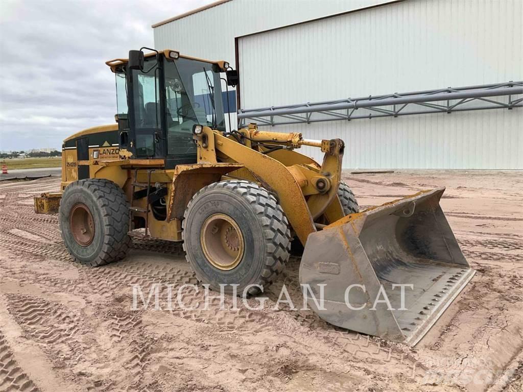 CAT 938G Pyöräkuormaajat