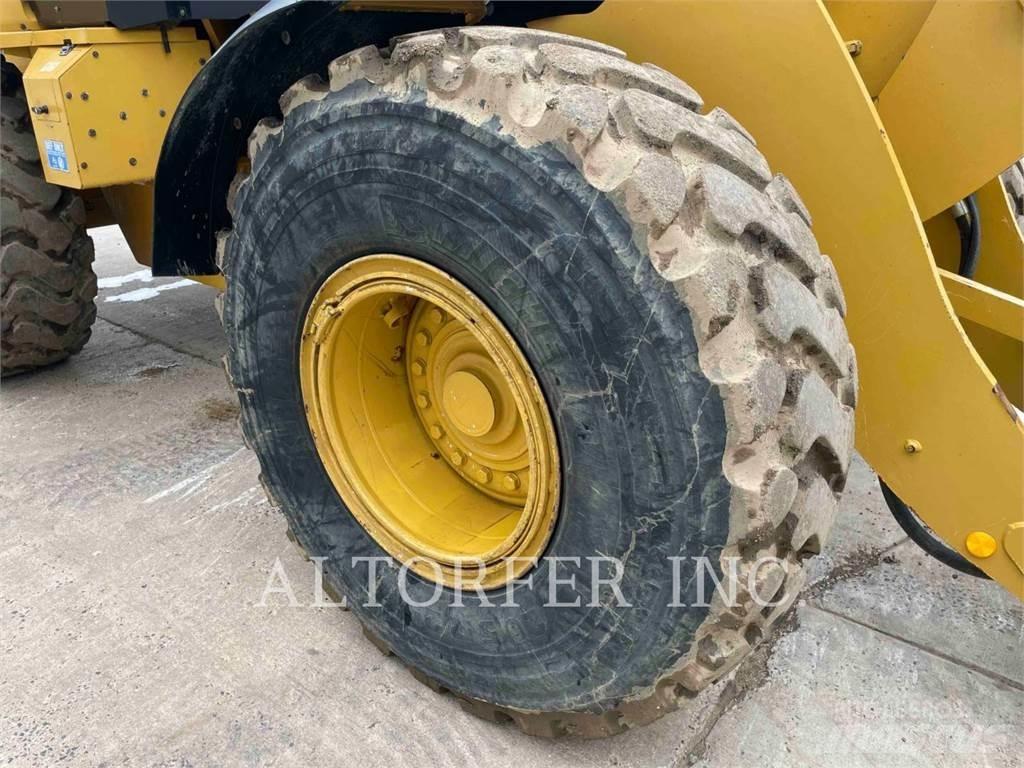 CAT 938M Pyöräkuormaajat