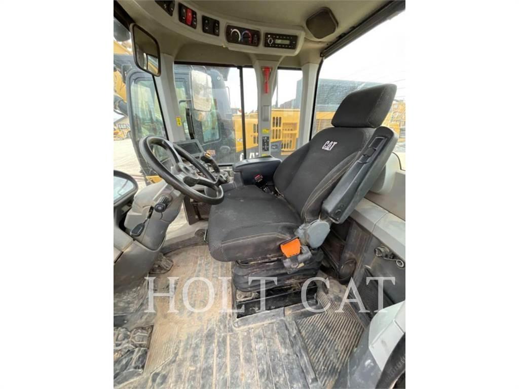 CAT 938M Pyöräkuormaajat
