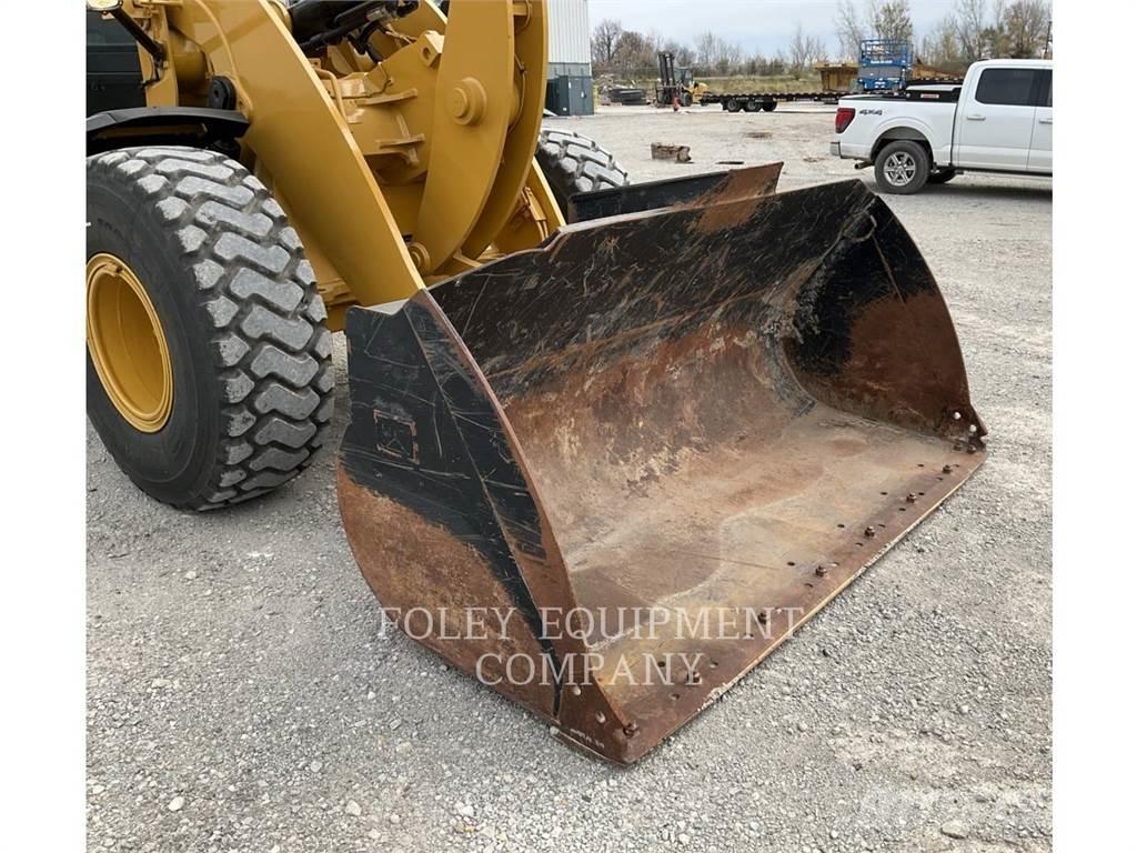 CAT 938M Pyöräkuormaajat