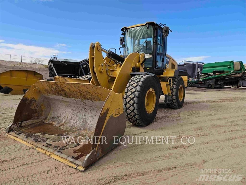 CAT 938M Pyöräkuormaajat