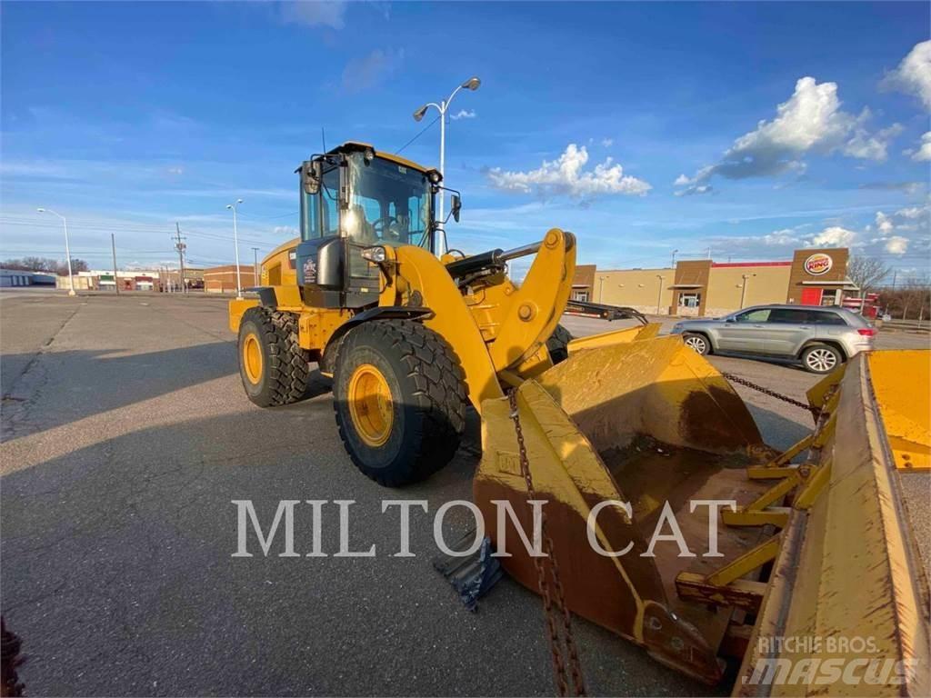 CAT 938M Pyöräkuormaajat