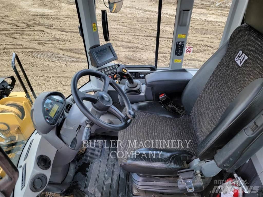 CAT 938M Pyöräkuormaajat