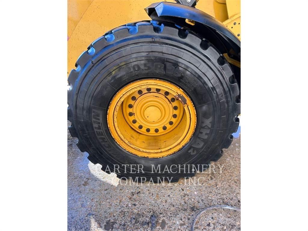 CAT 938M Pyöräkuormaajat