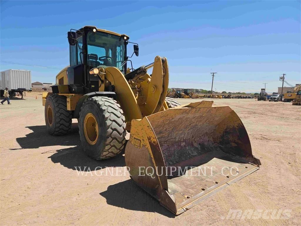 CAT 938M Pyöräkuormaajat