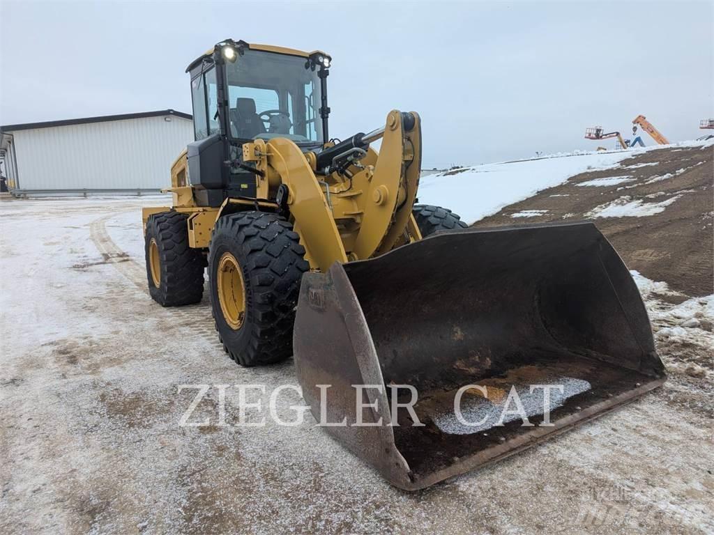 CAT 938M Pyöräkuormaajat