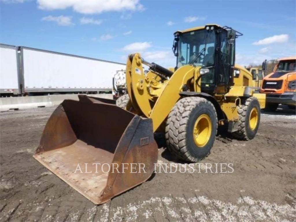 CAT 938M Pyöräkuormaajat