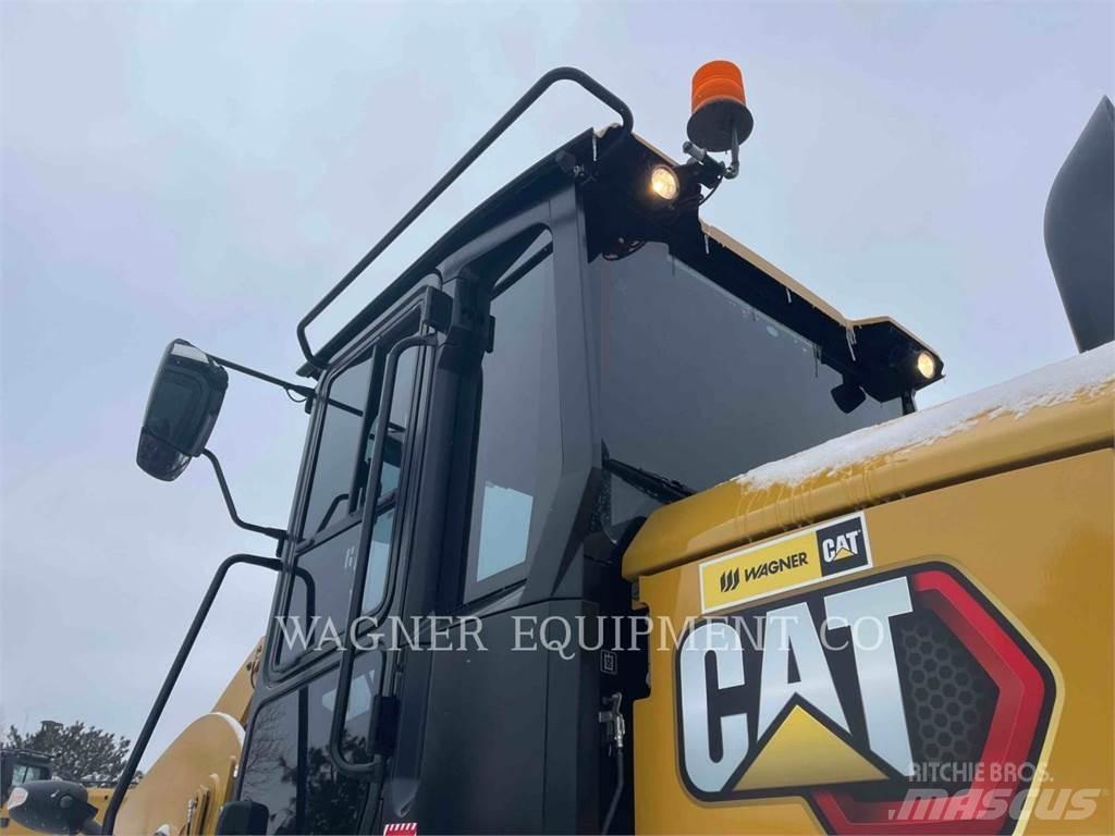 CAT 938M Pyöräkuormaajat