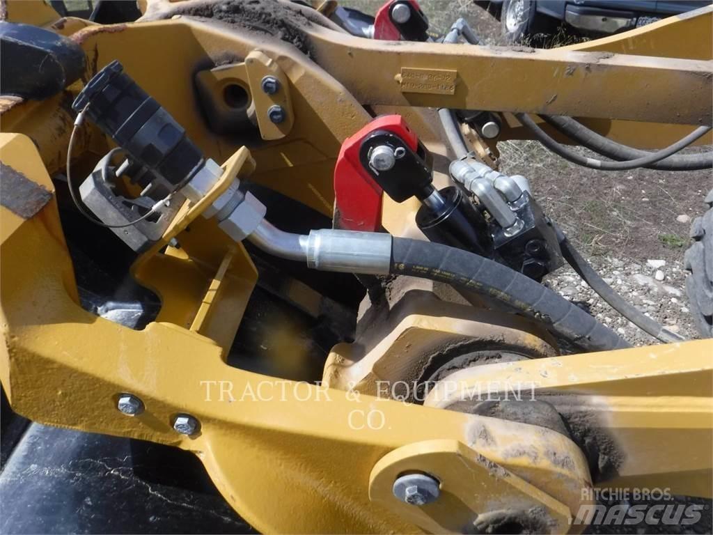 CAT 938M Pyöräkuormaajat