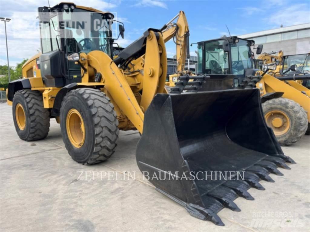 CAT 938M Pyöräkuormaajat
