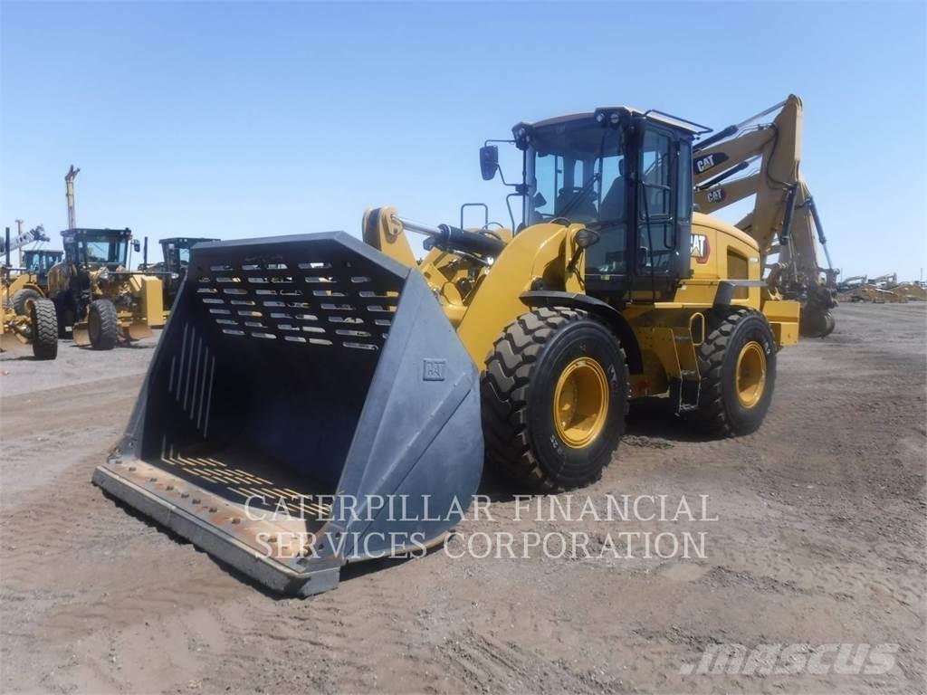 CAT 938M Pyöräkuormaajat