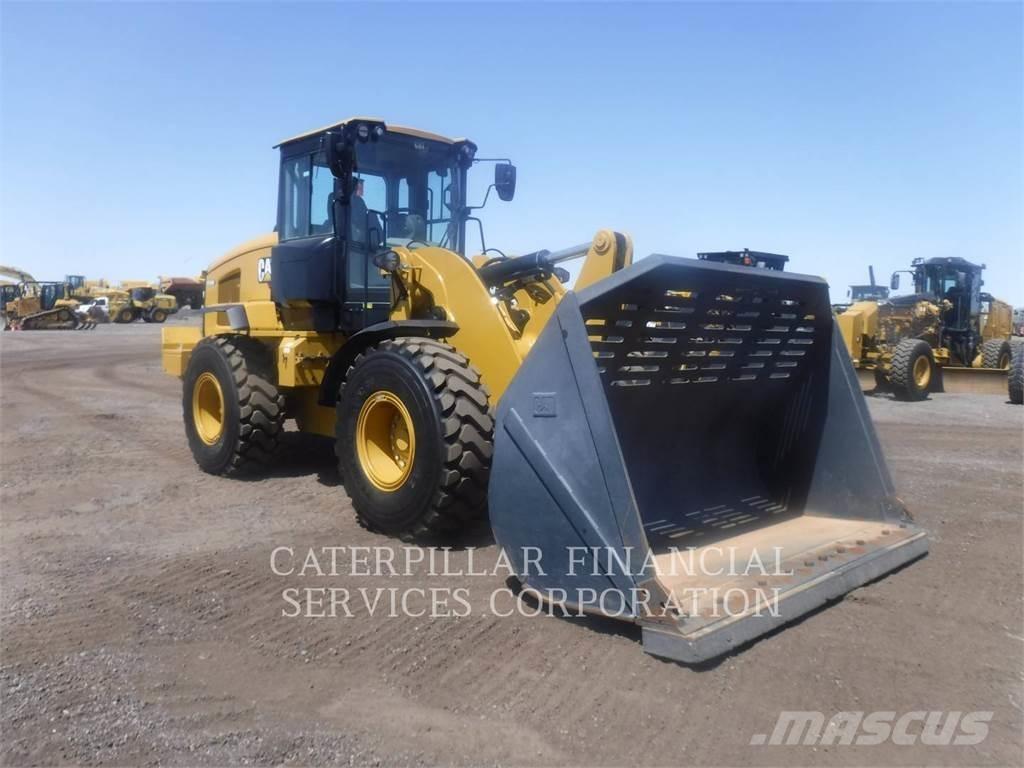 CAT 938M Pyöräkuormaajat
