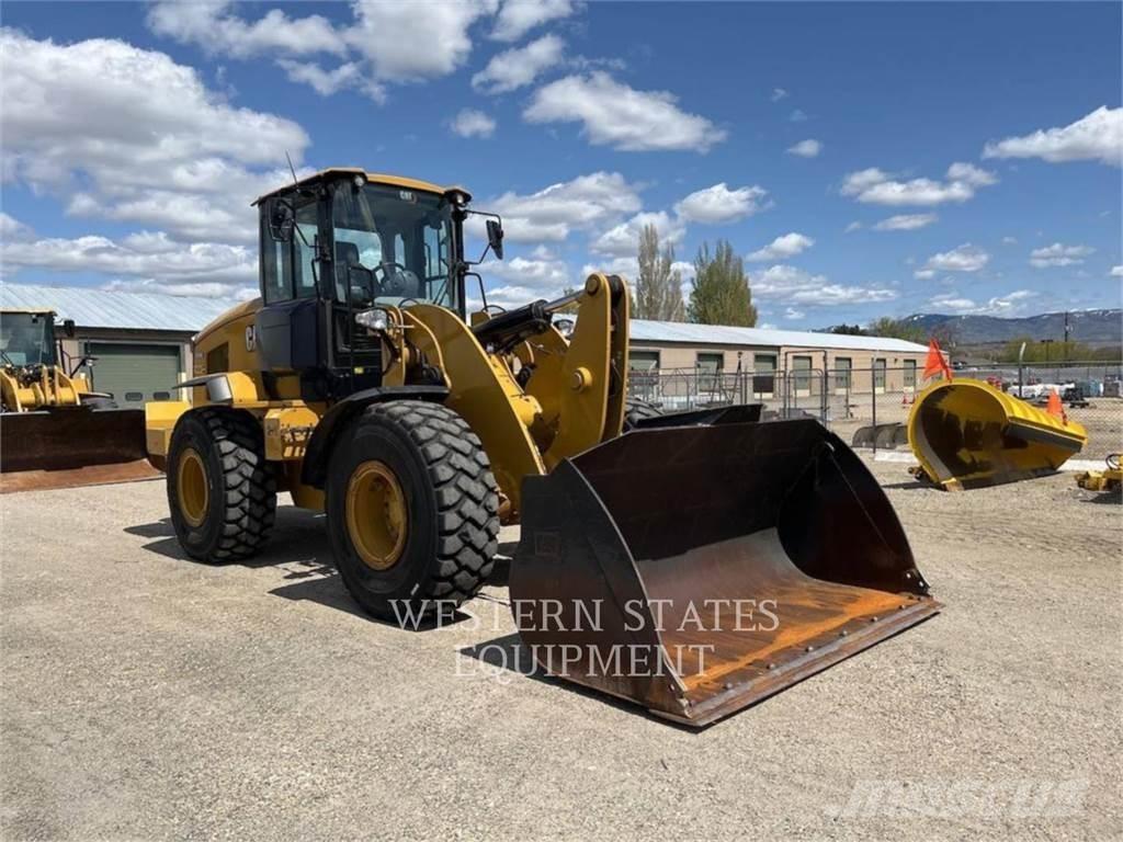 CAT 938M Pyöräkuormaajat