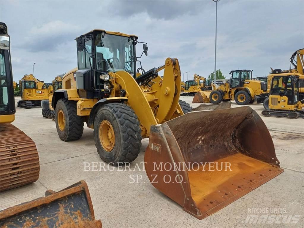 CAT 938M Pyöräkuormaajat
