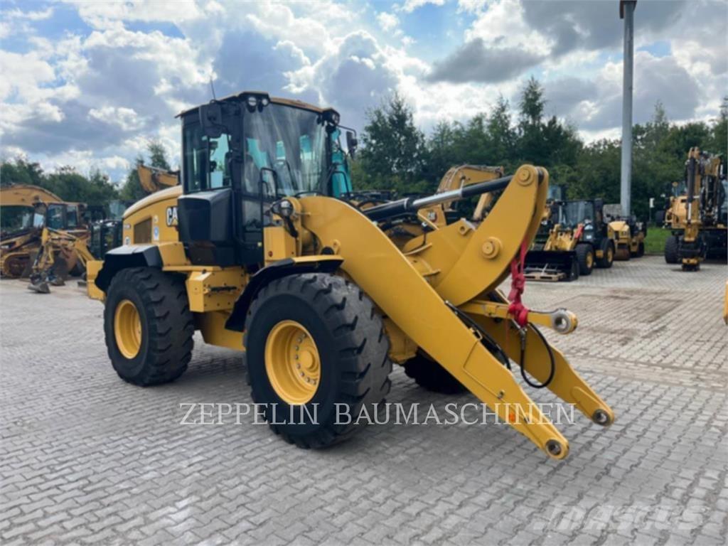 CAT 938M Pyöräkuormaajat