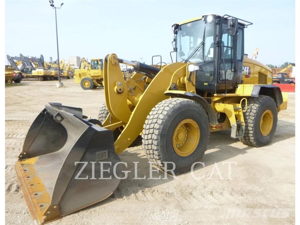 CAT 938M Pyöräkuormaajat