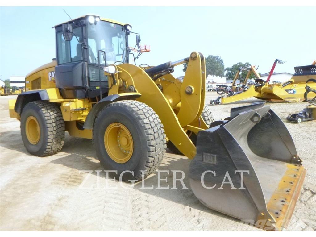 CAT 938M Pyöräkuormaajat
