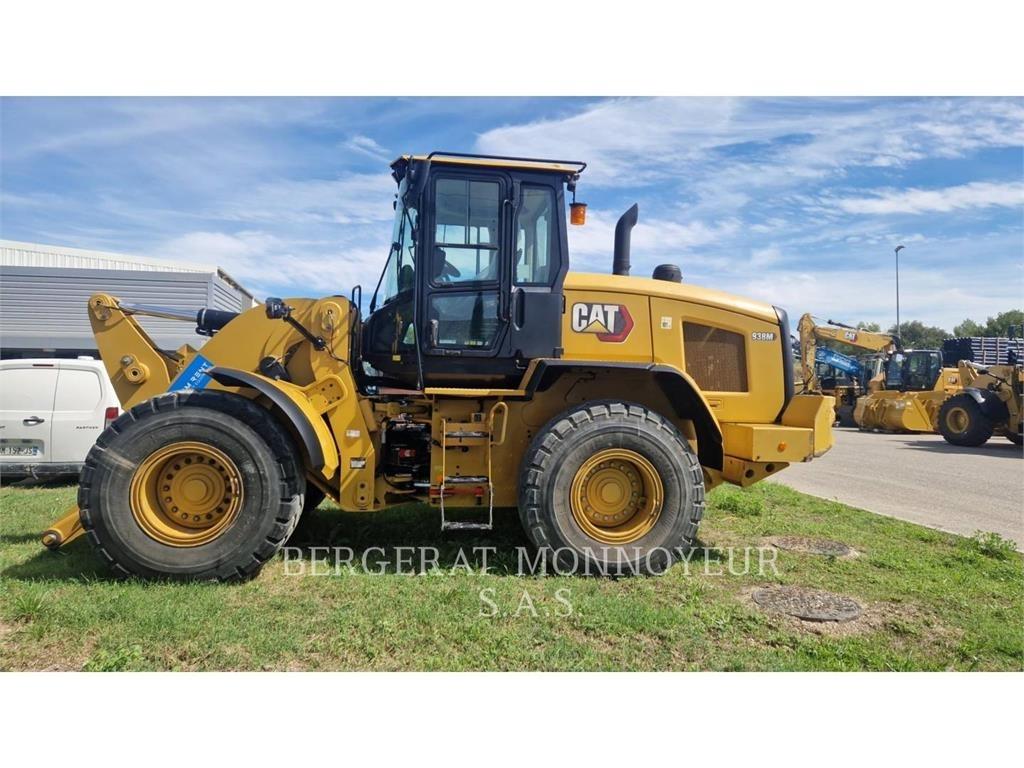 CAT 938M Pyöräkuormaajat