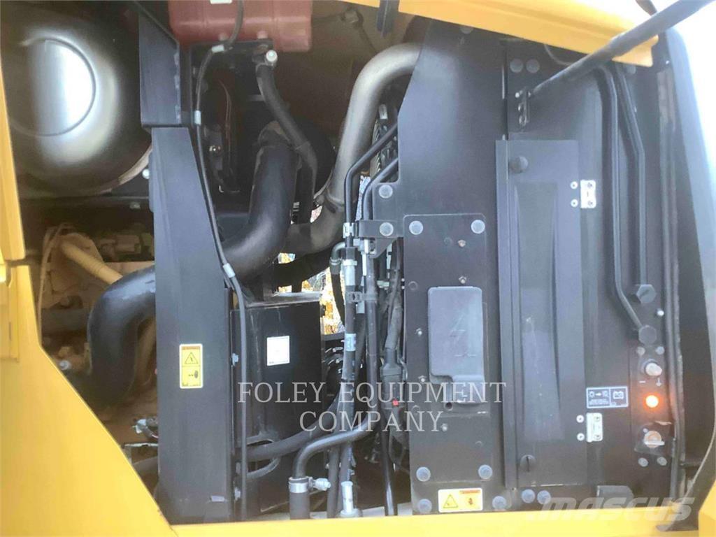 CAT 938M Pyöräkuormaajat