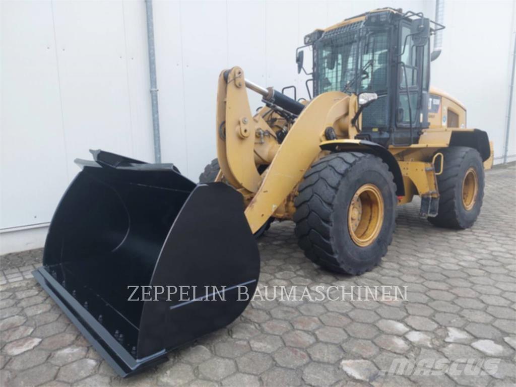 CAT 938M Pyöräkuormaajat