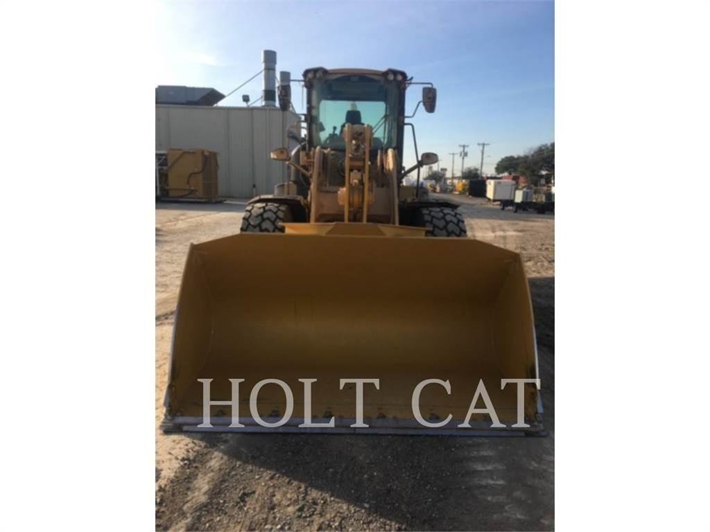 CAT 938M Pyöräkuormaajat