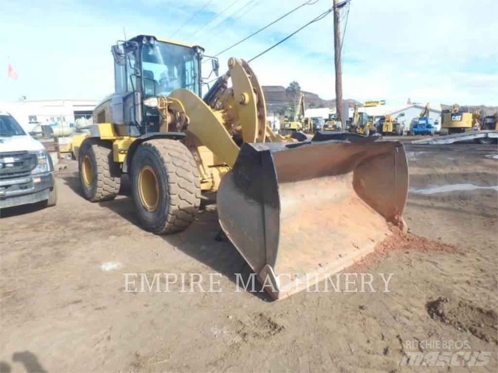 CAT 938M FC Pyöräkuormaajat