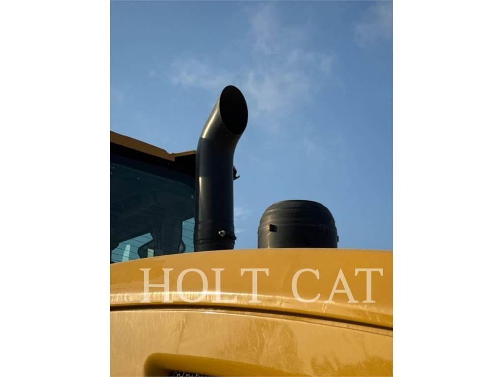 CAT 938M QC Pyöräkuormaajat