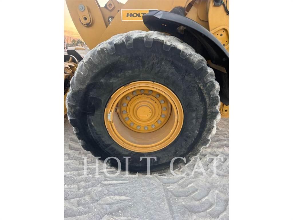 CAT 938M QC Pyöräkuormaajat