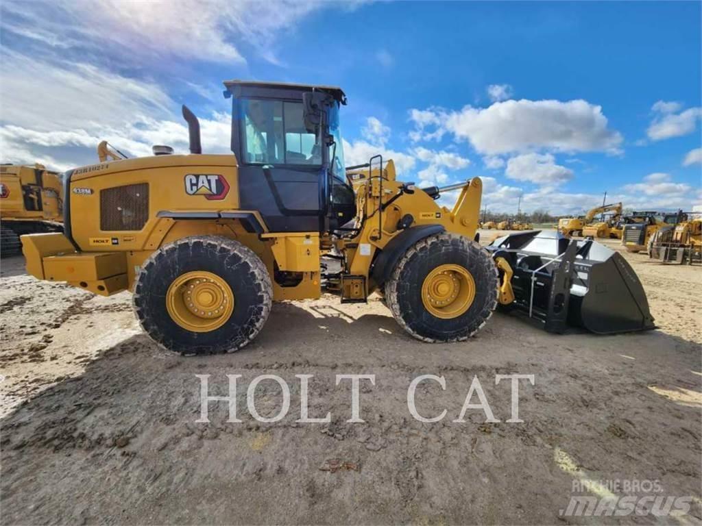 CAT 938M QC Pyöräkuormaajat