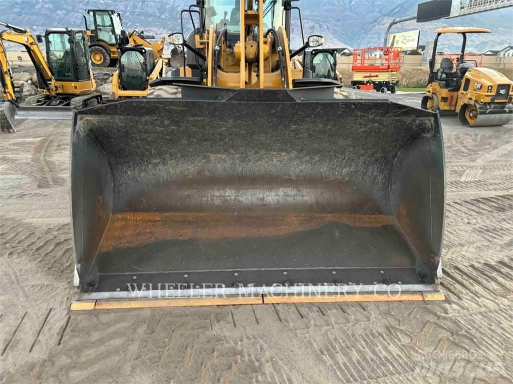 CAT 938M QC 3V Pyöräkuormaajat