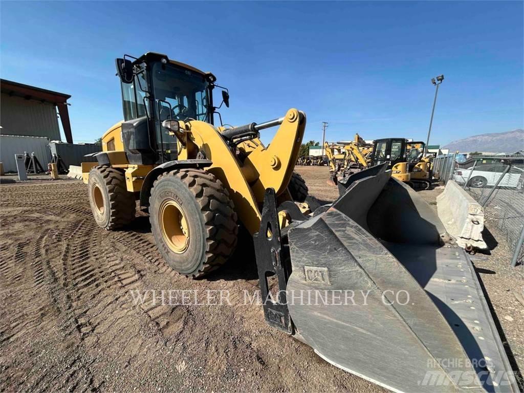 CAT 938M QC 3V Pyöräkuormaajat