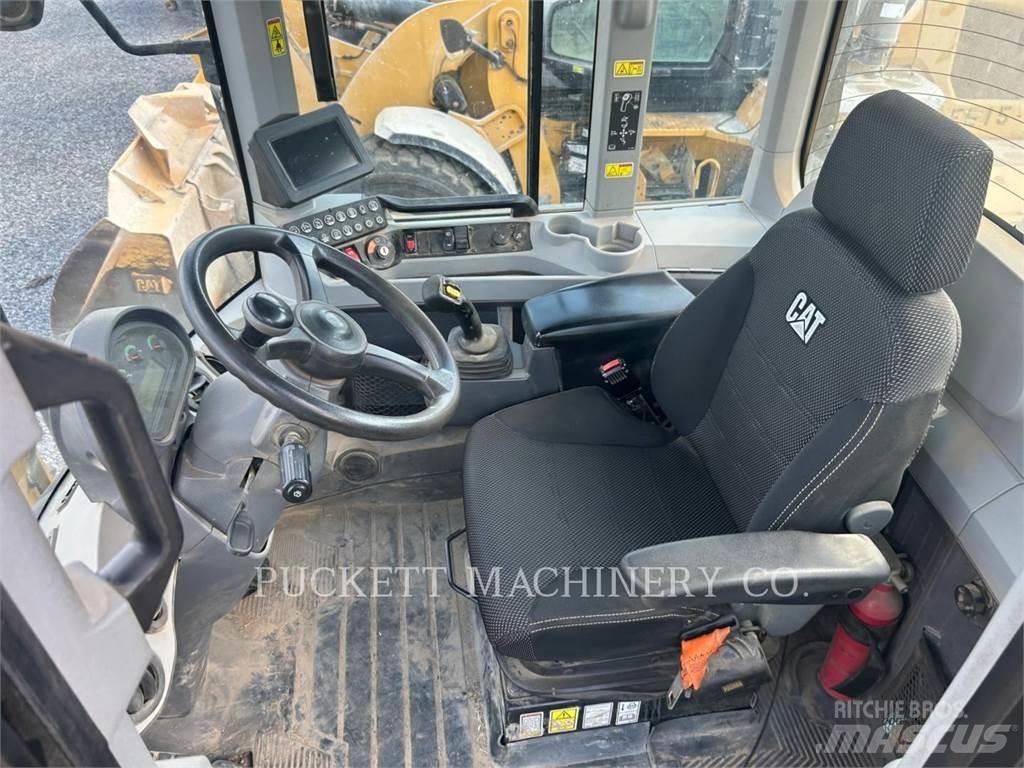 CAT 938M3V28QC Pyöräkuormaajat
