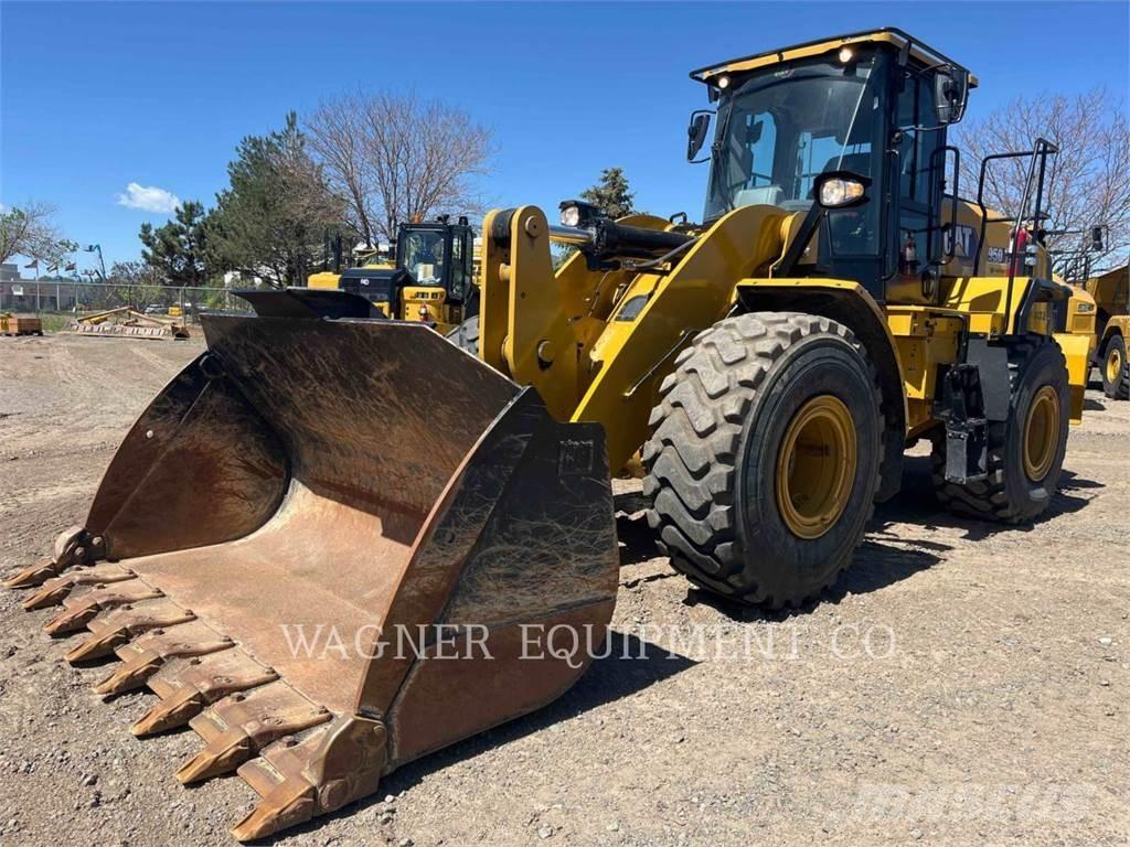 CAT 950 Pyöräkuormaajat